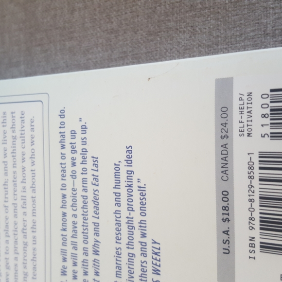 Rising Strong by Brené Brown, Paperback - Picture 7 of 7